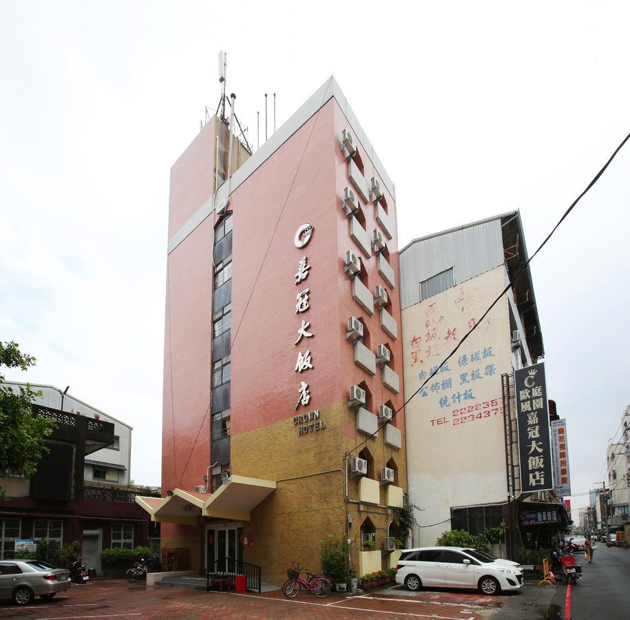 Chiayi Crown Hotel Exteriör bild